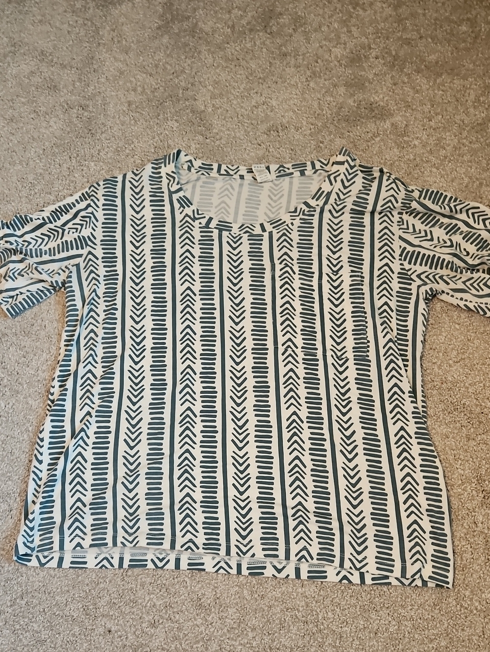 Kate Quinn Women's Large Modal Green Geometric Print T-Shirt Top